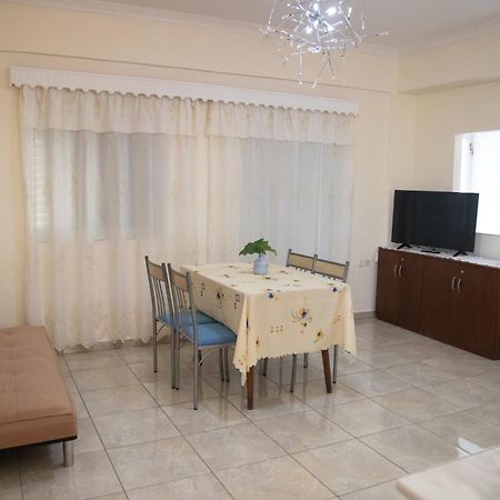 Santis Apartment Ареополис Екстериор снимка