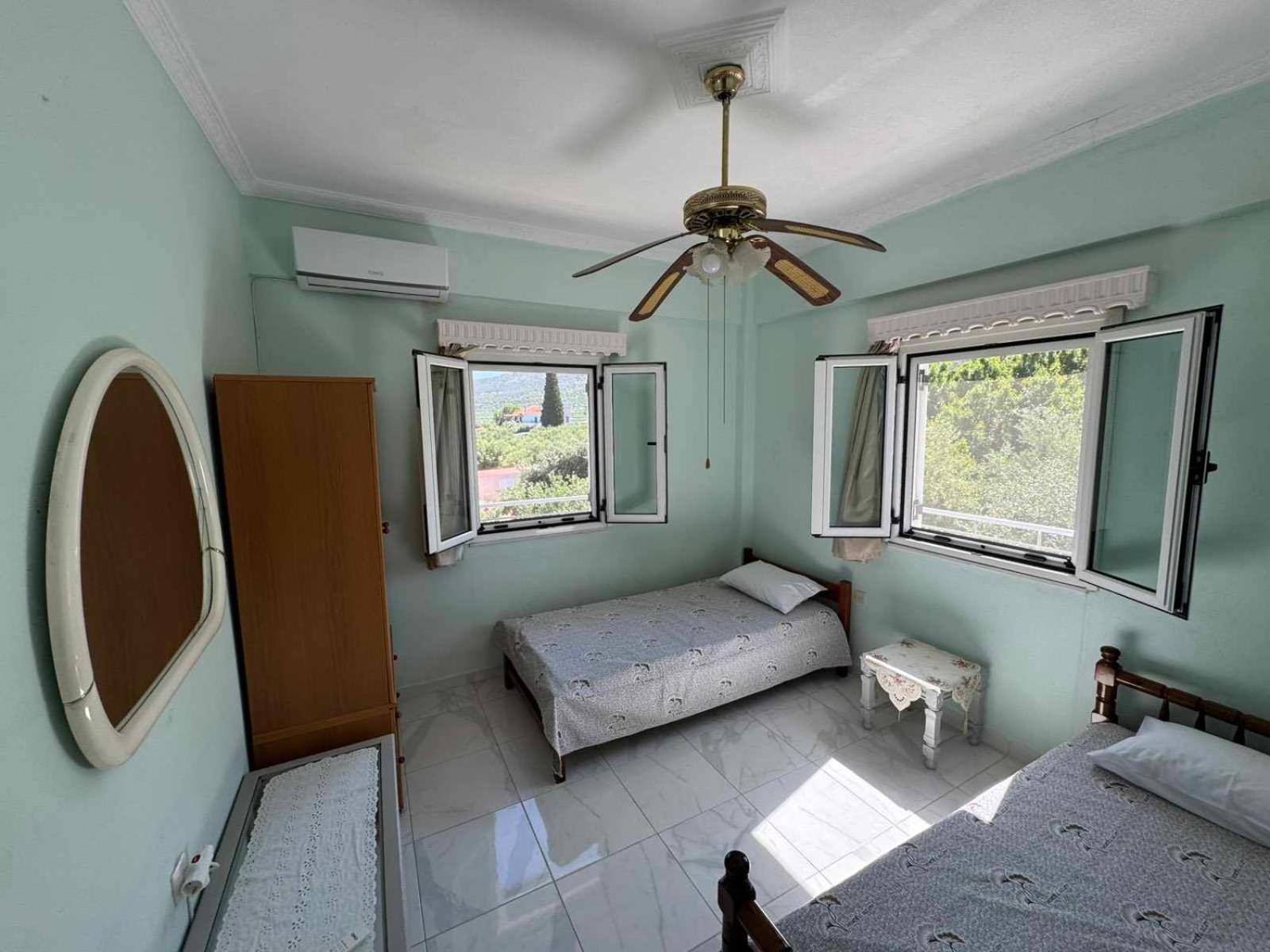 Santis Apartment Ареополис Екстериор снимка